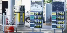 Prezzi carburante, dopo taglio accise controlli a tappeto nei distributori