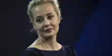 Navalny, la vedova Yulia: “Gli esami confermano che mio marito è stato avvelenato”