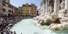 Effetto Iran sulle vacanze: aumentano i turisti e salgono i prezzi
