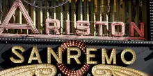 Sanremo 2026, da Napoli o Torino a show in crociera: le opzioni sul tavolo Rai