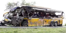 Kenya, scontro autobus-camion: almeno 22 morti