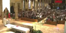 Papa Leone XIV, gli applausi durante la messa nella cattedrale della “sua” Chicago
