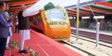 India, Modi inaugura la linea ferroviaria che unisce il Kashmir alle pianure: un progetto da 5 mld di dollari