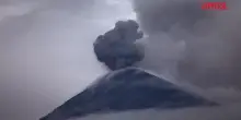 Guatemala, erutta il Vulcano di Fuoco: evacuati i residenti
