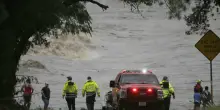 Alluvione in Texas, fiume straripa e travolge campi estivi: almeno 24 morti