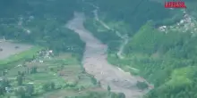 Nepal, proseguono le ricerche dei dispersi dopo esondazioni fiume Bhotekoshi