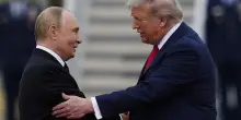 Vertice Trump-Putin in Alaska: l’arrivo e le strette di mano in 20 foto