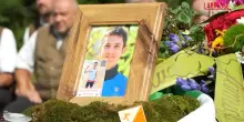 Trentino, i funerali di Mattia Debertolis morto in gara di orienteering