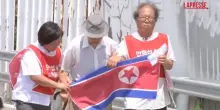Corea del Sud, ex soldato 95enne del Nord vuole tornare a casa: la sua marcia fermata dai soldati
