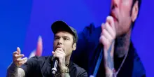 Fedez e Sinner “con l’accento di Hitler”, anche la Germania insorge