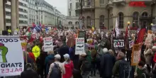 Londra, migliaia di persone protestano per la visita di Donald Trump