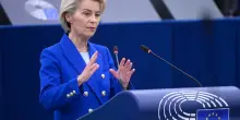 Ucraina, von der Leyen: “Rispondere senza esitazione alla guerra ibrida in atto” – La diretta