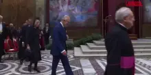 Re Carlo III e la regina Camilla in Vaticano, la storica preghiera con Papa Leone XIV