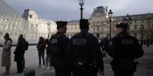 Furto al Louvre, cinque nuovi arresti