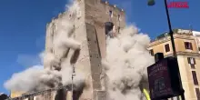 Roma, ulteriore cedimento della Torre dei Conti: il momento del crollo