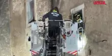 Crollo Torre dei Conti, estratto vivo loperaio da sotto le macerie: le immagini del salvataggio