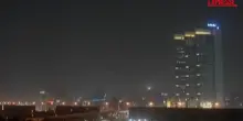 Il cielo degli Emirati Arabi Uniti illuminato dalla superluna