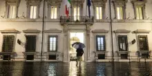 Operai senza casco vicino Palazzo Chigi, Meloni replica alle polemiche: “Cantiere non nostro”