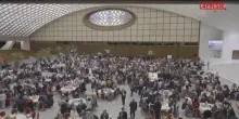 Papa Leone XIV, le immagini del pranzo per i poveri in Vaticano