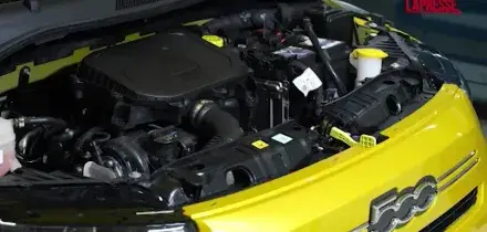 Stellantis,  la nuova 500 Hybrid debutta a Mirafiori