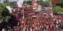 Copa Libertadores, Flamengo parte per la finale: la festa dei tifosi finisce in scontri con la polizia