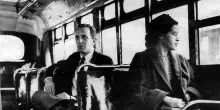 Rosa Parks, 70 anni fa il gesto simbolo nella lotta al razzismo: 5 foto per ricordarla