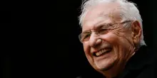 Frank Gehry, è morto a 96 anni il celebre architetto