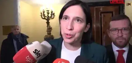 Gaza, Schlein incontra Abu Mazen: "Non può esserci pace senza coinvolgimento palestinesi"