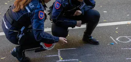 Rimini, scontro auto-scooter: 18enne muore mentre va a scuola