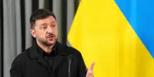 Ucraina, Zelensky: &ldquo;Piani di pace presentati a Mosca a giorni. Cremlino: &ldquo;No a compromessi su territori&rdquo;