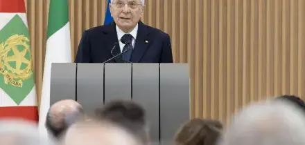 Mattarella: &ldquo;Droni preoccupano, ingressi abusivi e allarmanti in Ue&rdquo;