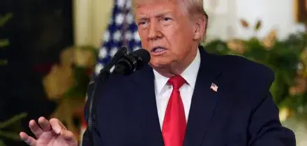 Sparatoria Brown University, Trump sospende programma lotteria green card