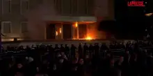 Albania, violente proteste a Tirana: molotov contro uffici Edi Rama