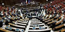 Manovra 2026, al via la seduta alla Camera per il voto finale: in Aula anche Giorgetti &ndash; La diretta