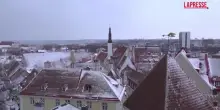 Estonia, la neve ricopre la capitale Tallinn prima del Capodanno