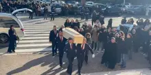 Crans-Montana, oggi i funerali delle vittime italiane &ndash; LA DIRETTA