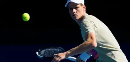 Australian Open 2026, ecco il tabellone: Sinner dalla parte di Djokovic, esordio contro Gaston