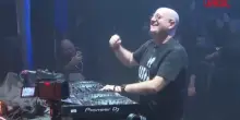 Sacerdote di giorno, DJ di notte: il "rave" di Padre Guilherme a Beirut