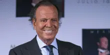 Julio Iglesias accusato di aggressione sessuale da due donne