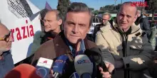 Iran, Calenda in piazza a Roma: &ldquo;Schlein ha scelto altra manifestazione non so perch&eacute;&rdquo;