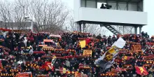 Scontri tra ultras Roma e Fiorentina, stop alle trasferte per le due tifoserie fino a fine stagione