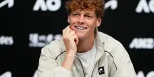 Australian Open 2026, Sinner in campo tra poco. Vincono Musetti, Sonego e Darderi