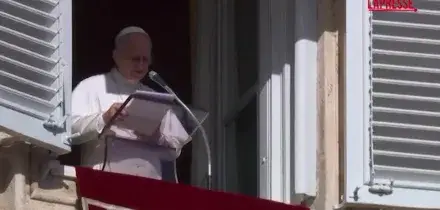 Ucraina, Papa: "Si allontana pace giusta e duratura, intensificare sforzi"