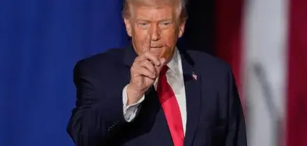 Iran, Trump: &ldquo;Pronti a intervenire rapidamente&rdquo;