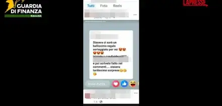 Ragusa, vendita di articoli contraffatti su Facebook: il sequestro &egrave; in diretta streaming