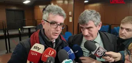 Omicidi Villa Pamphili, legali familiari vittime: "Vogliono venire e piangere i loro morti"