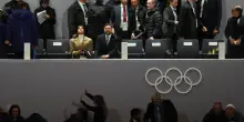 Olimpiadi 2026, ovazione per Ucraina, applausi a Usa ma fischi a Vance e Israele