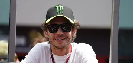 Valentino Rossi e il tram con Mattarella alle Olimpiadi 2026: &ldquo;Che emozione, tutto in gran segreto&rdquo;