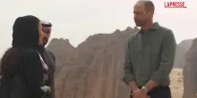 Arabia Saudita, il principe William pianta un albero nella riserva naturale di Sharaan