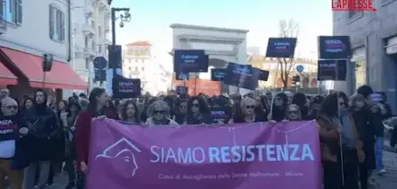 Ddl violenza donne, a Milano un migliaio in corteo contro modifica Bongiorno